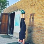 yoga pilates rosmalen sport fit rosmalen headstand yin mindfull meditatie
